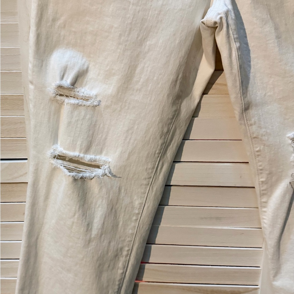Loungefly Jeans - Picture 2 of 10